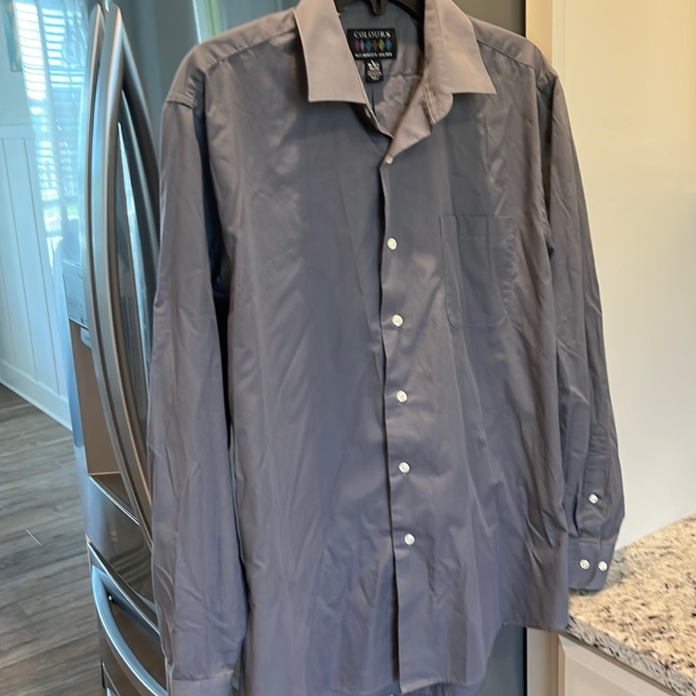 5 FOR $25 SALE Mens Button down Shirt. - Colours by Alexander Julian